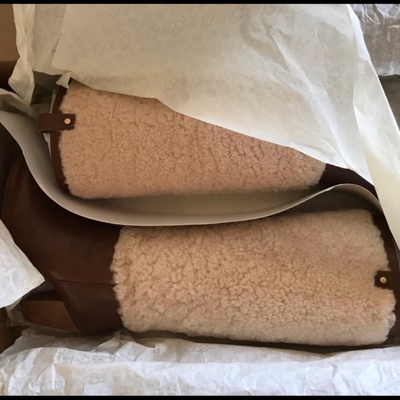 🦃LAST CHANCE Ugg Ava Sheepskin Heeled Boots - Picture 6 of 7